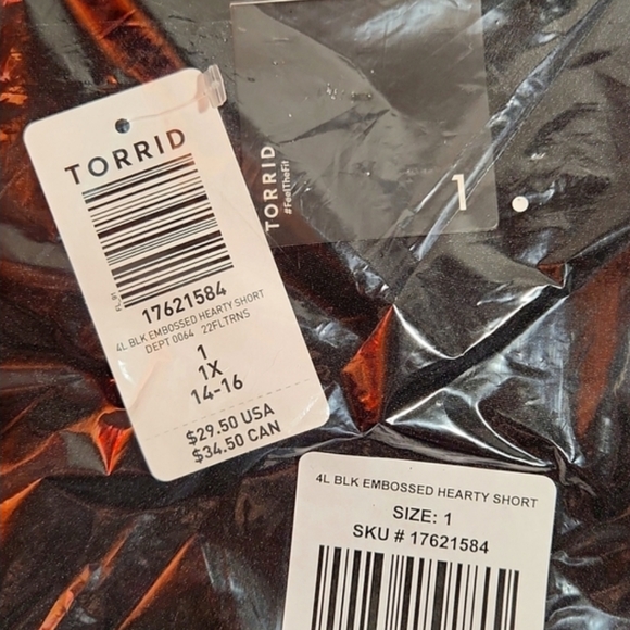 ❤️NWT VINTAGE TORRID VALENTINES DAY BIKE SHORTS - HEART PRINT 9' HIGH WAIST PLUS - Picture 12 of 15